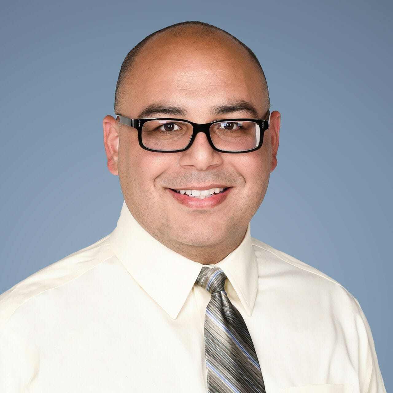 Héctor Encarnación, DVM, DACVIM (SAIM), MedVet Dallas