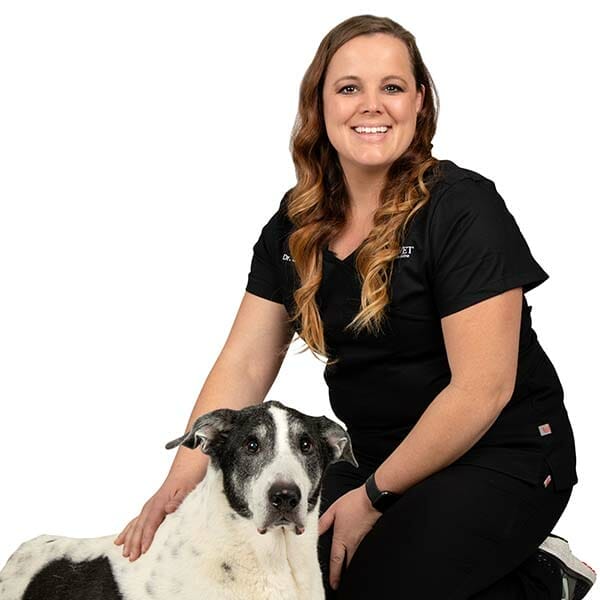 Dr. Samantha Moffitt with pet