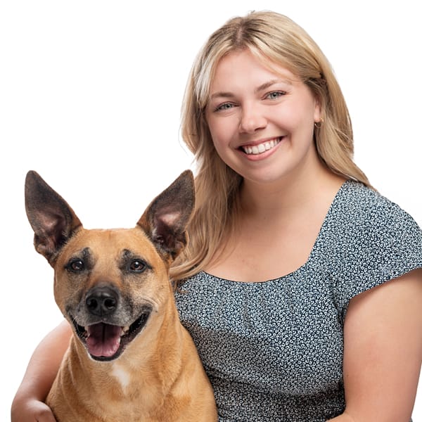 Dr. Allie Staats with pet