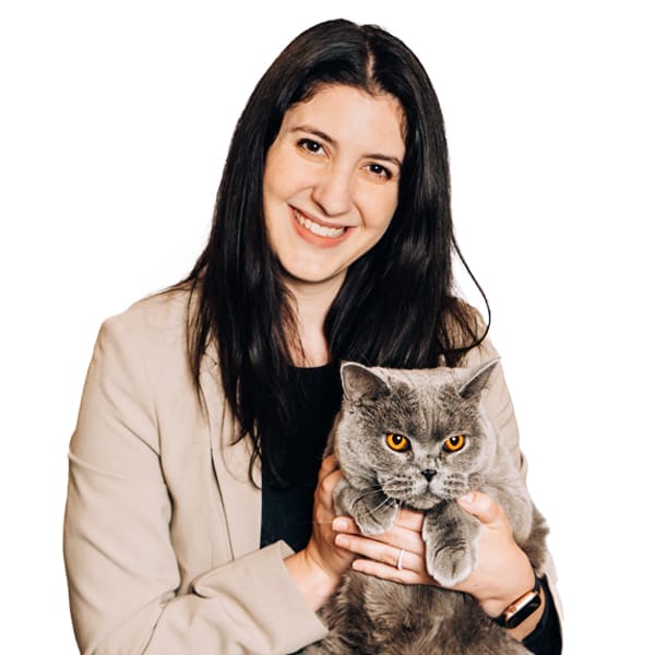 Dr. Danielle Micceri with pet