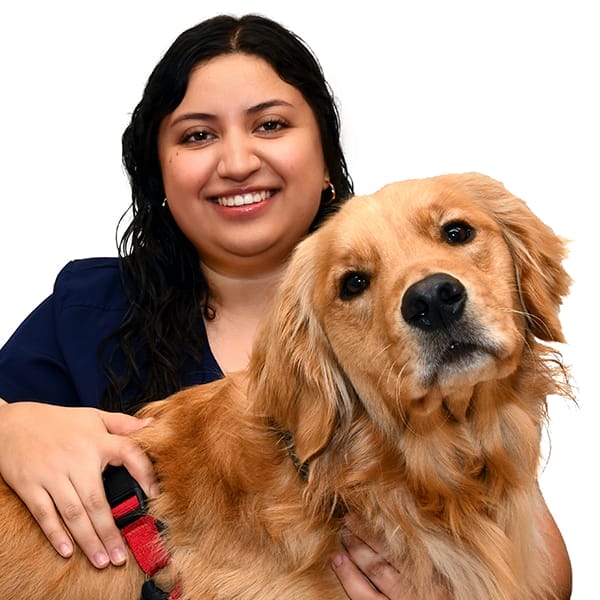 Dr. Wendy Ruiz Contreras with pet