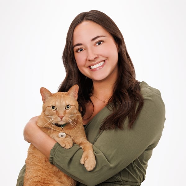 Dr. Ellen Weiler with pet