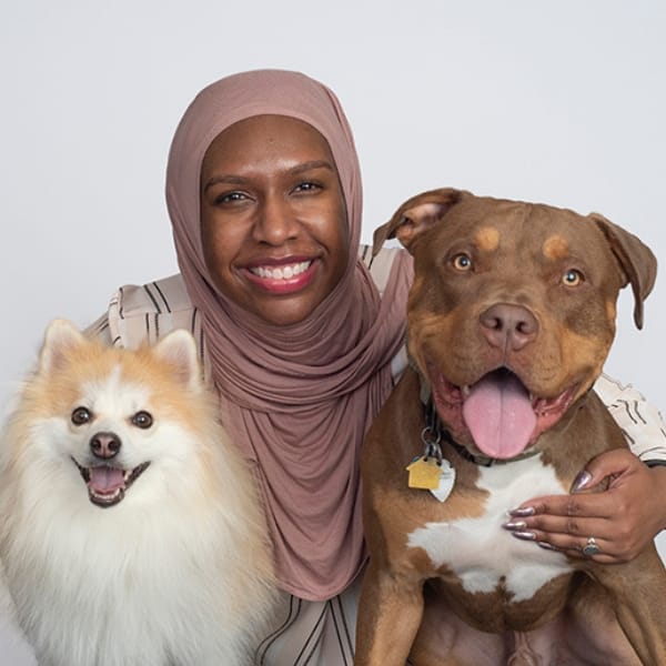 Dr. Tracy Parker with pet