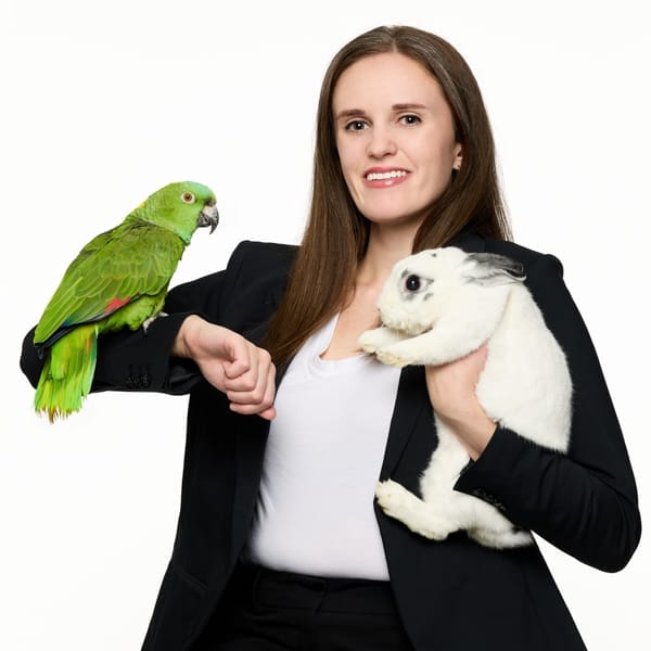Dr. Shannon De Leon with pets
