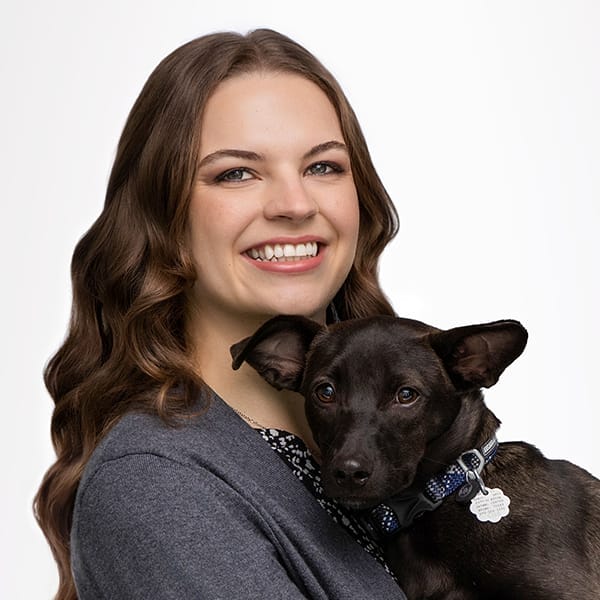 Dr. Kyra Goldhardt with dog