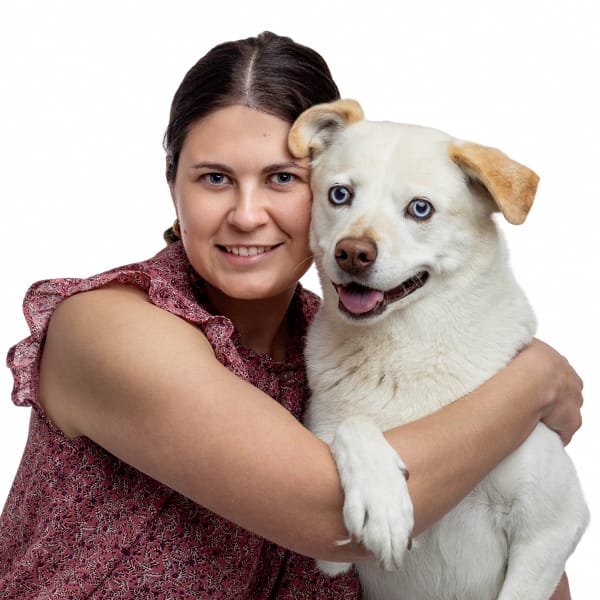 Dr. Jesse Prinsloo with pet